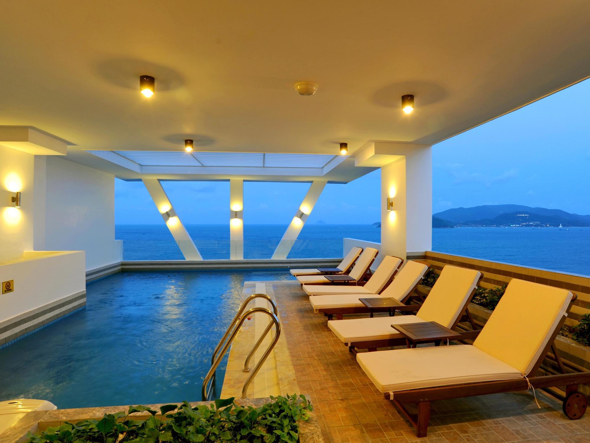 Dendro Beachfront Hotel Nha Trang Exteriér fotografie